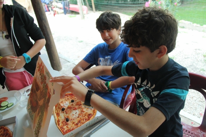 Village Camps International Summer Camp Ard&egrave;che, France 2019-07-26 https://www.villagecamps.com/journals_admin/images/926-22-18-07-2014 2(800x533) (18).jpg